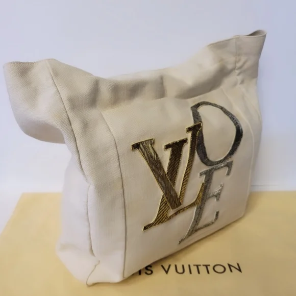 ❌️SOLD❌️LOUIS VUITTON THAT'S LOVE TOTE BAG - Picture 2 of 7
